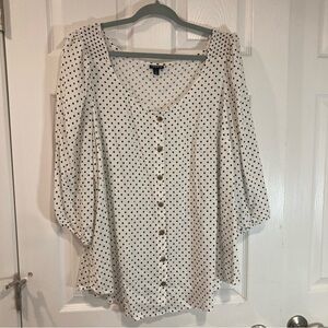 Torrid white w/black polka dots elbow sleeve lightweight popover blouse size 3X